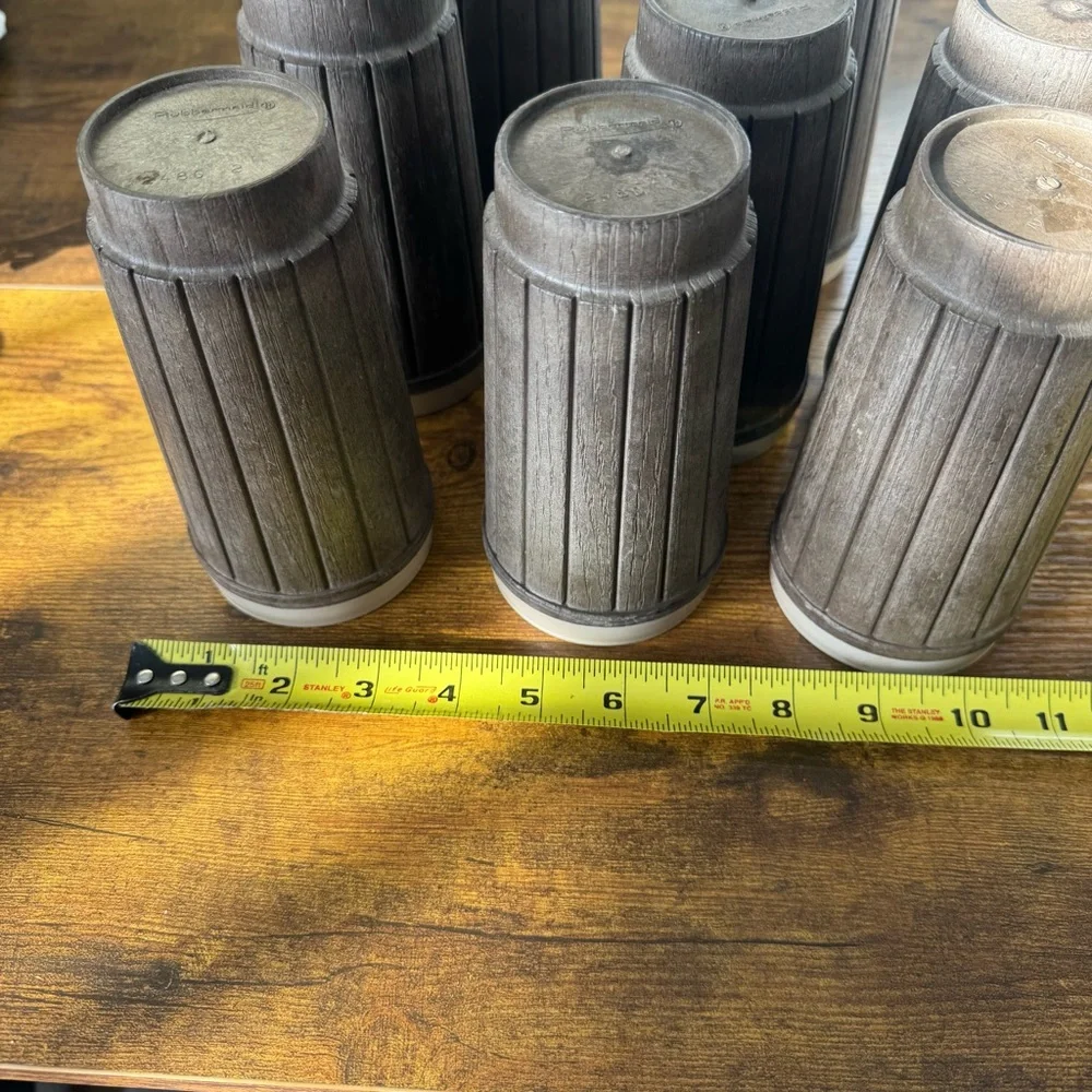 Rubbermaid 2480 Woodgrain Barrel Tumblers Set of 8‎ Vintage Plastic Cups USA